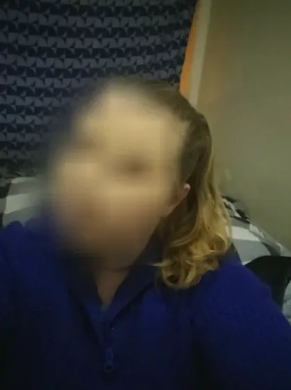Amira, 34