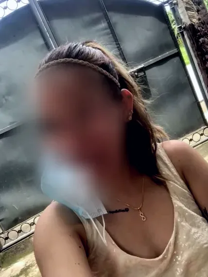 Laura, 37