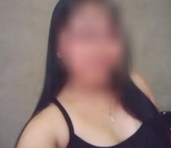 Nora, 19